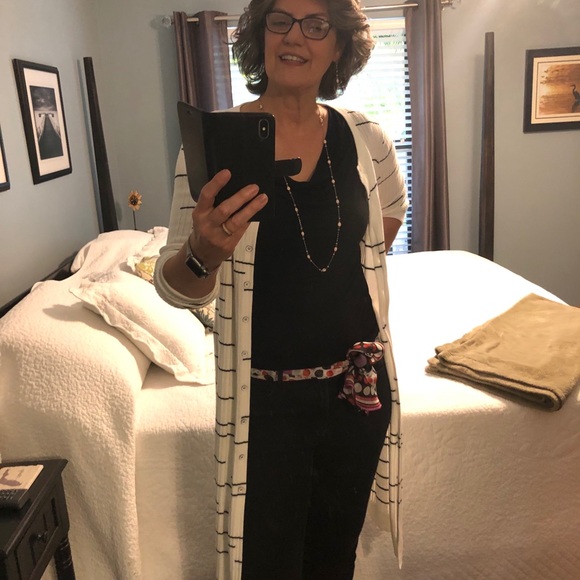 Meet your posher, Tamara. - Picture 4 of 8